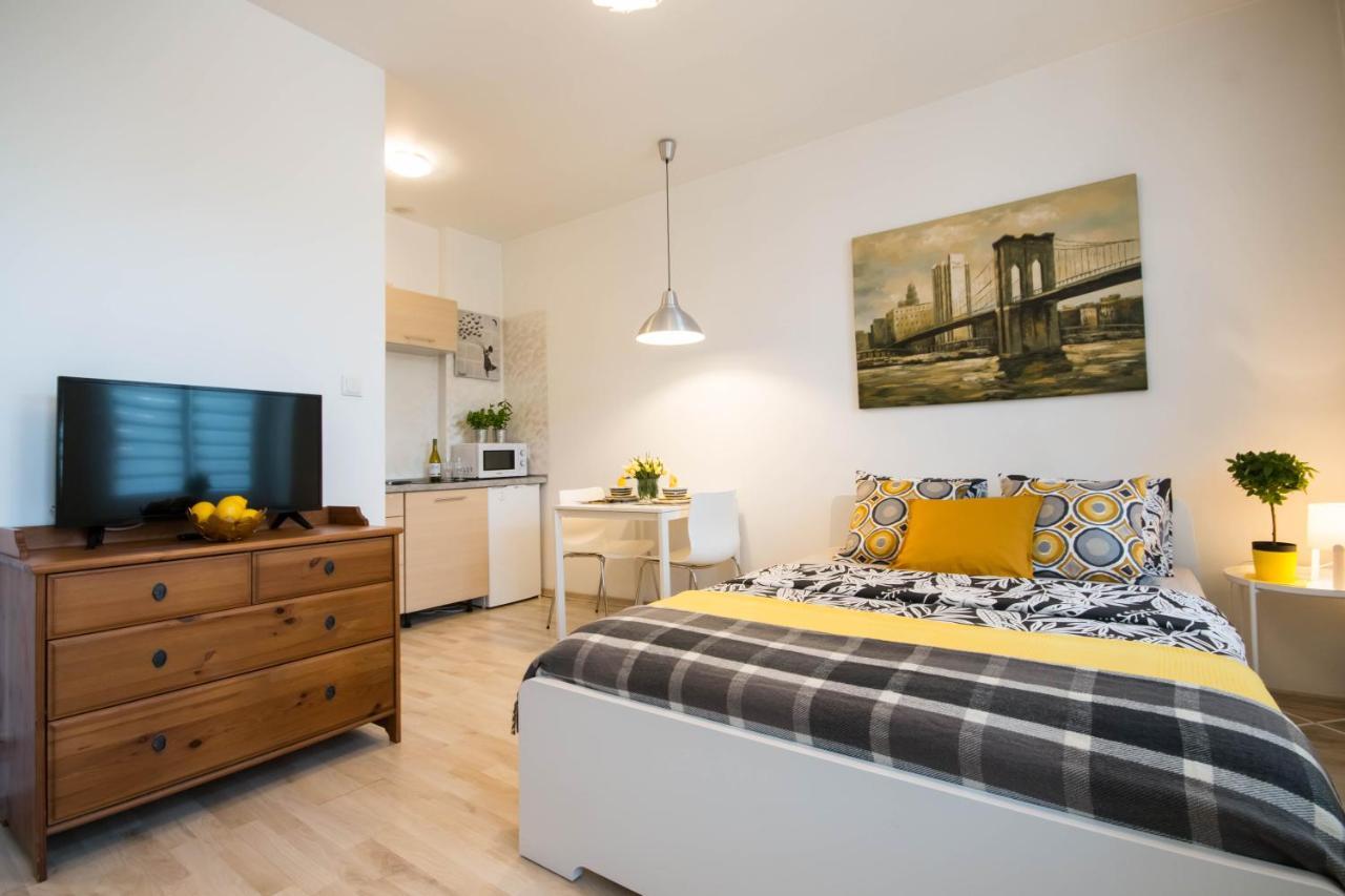 Apartamenty Zamulkowa 4Two Катовіце Екстер'єр фото